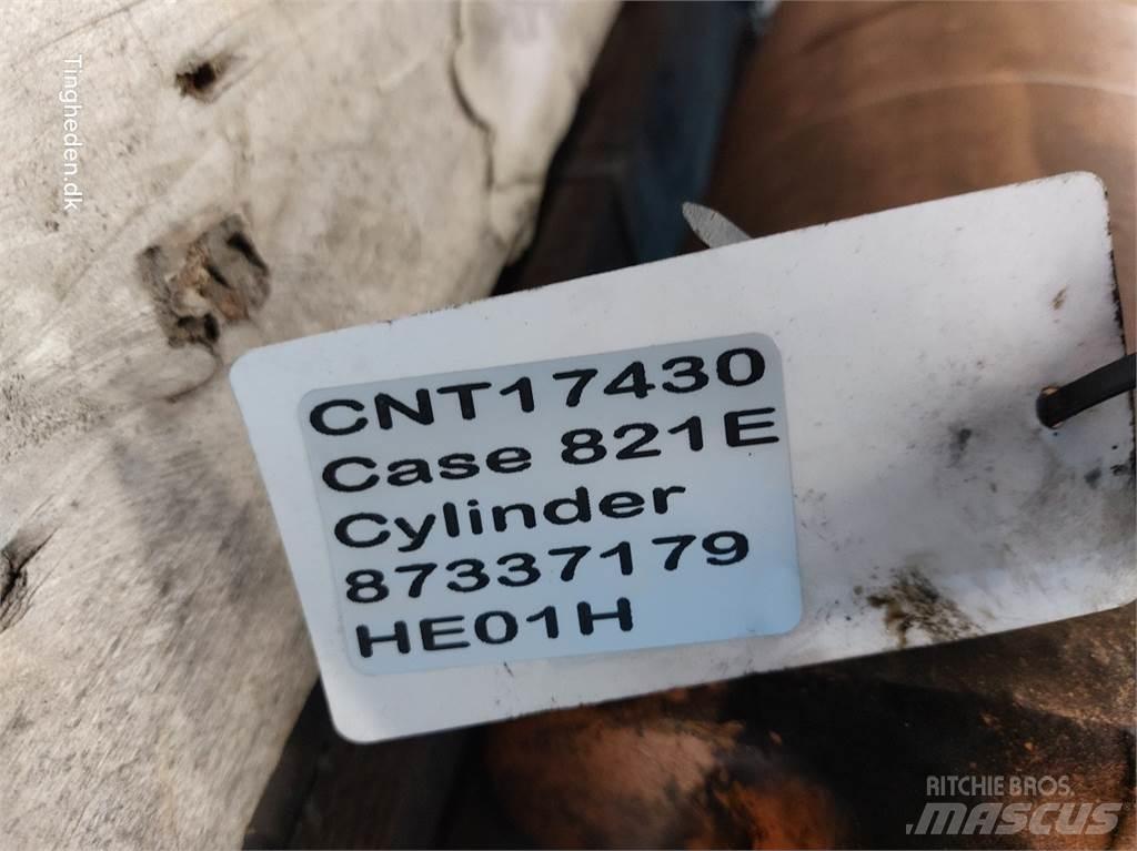 Case IH 821E Хидравлични