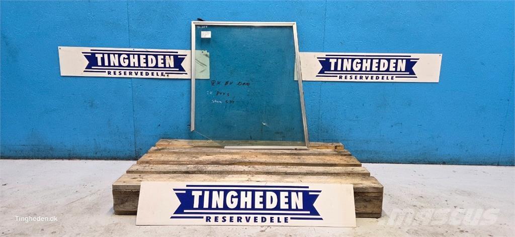 Case IH 844S Кабина