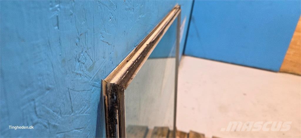 Case IH 844S Кабина