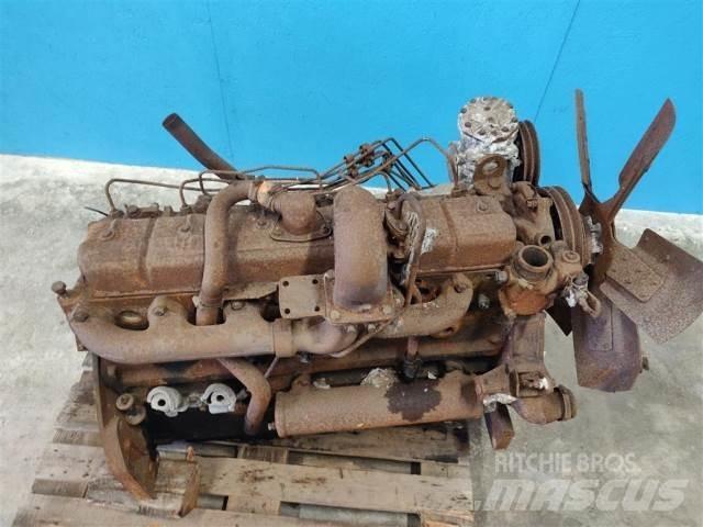 Case IH DT467 Двигатели
