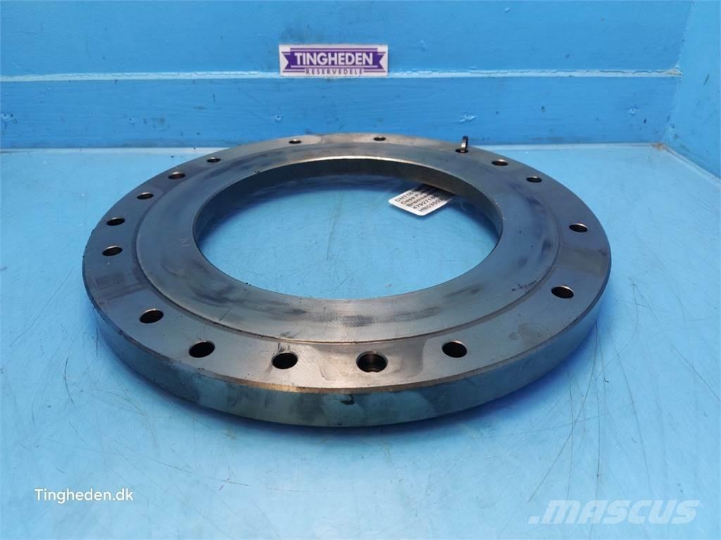 CASE Puma 185 Предаване