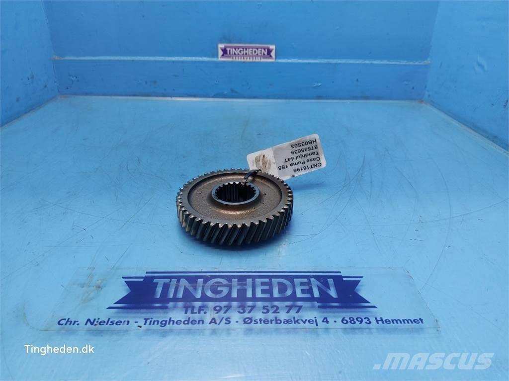 CASE Puma 185 Предаване