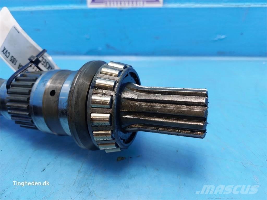 CASE Puma 185 Предаване