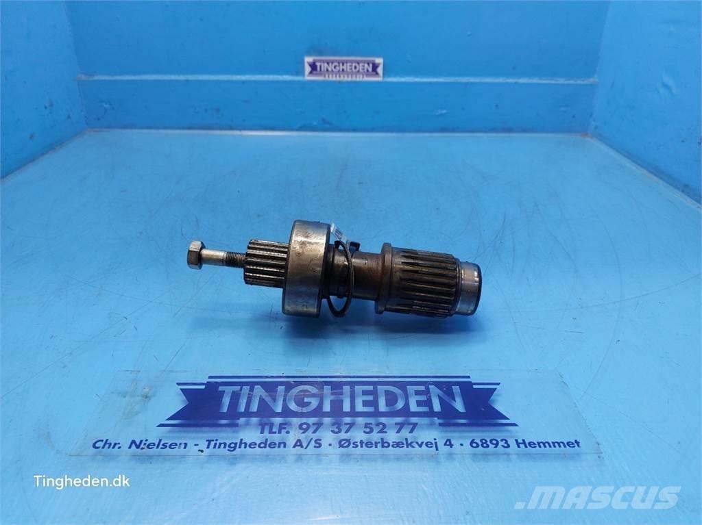 CASE Puma 185 Предаване