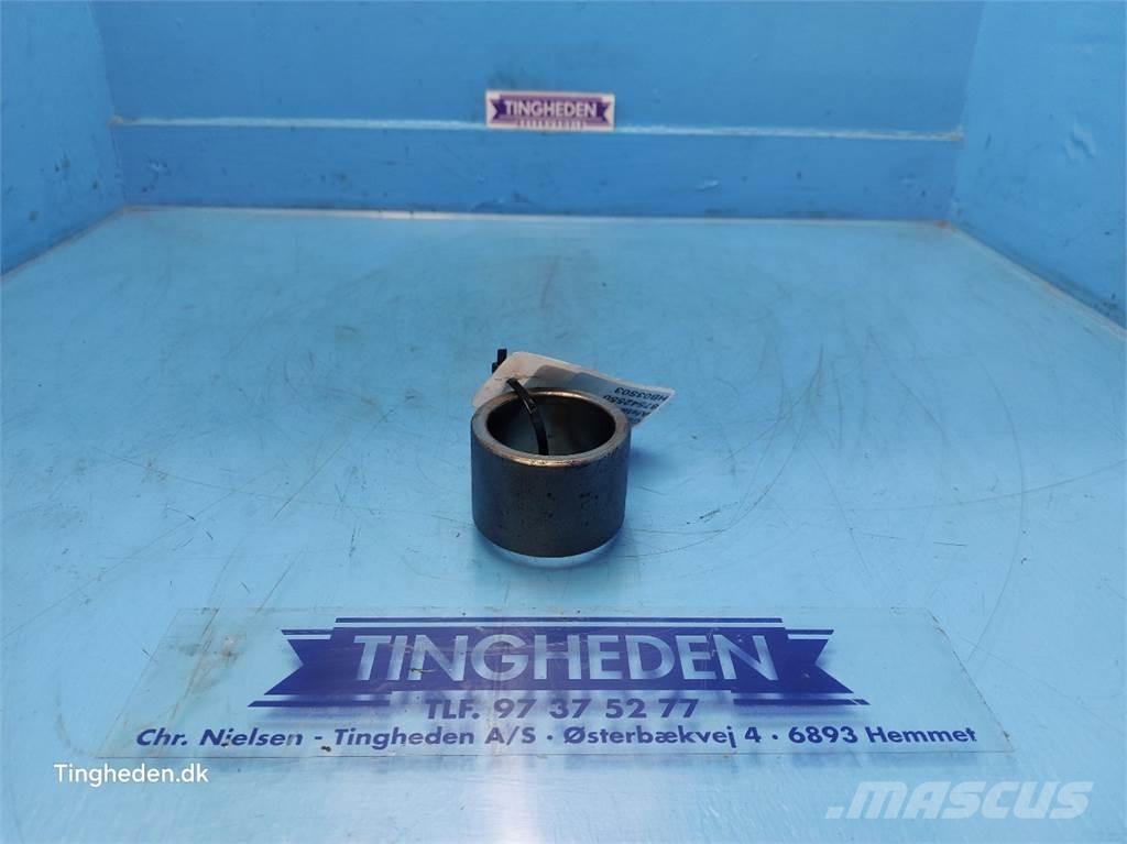 CASE Puma 185 Предаване