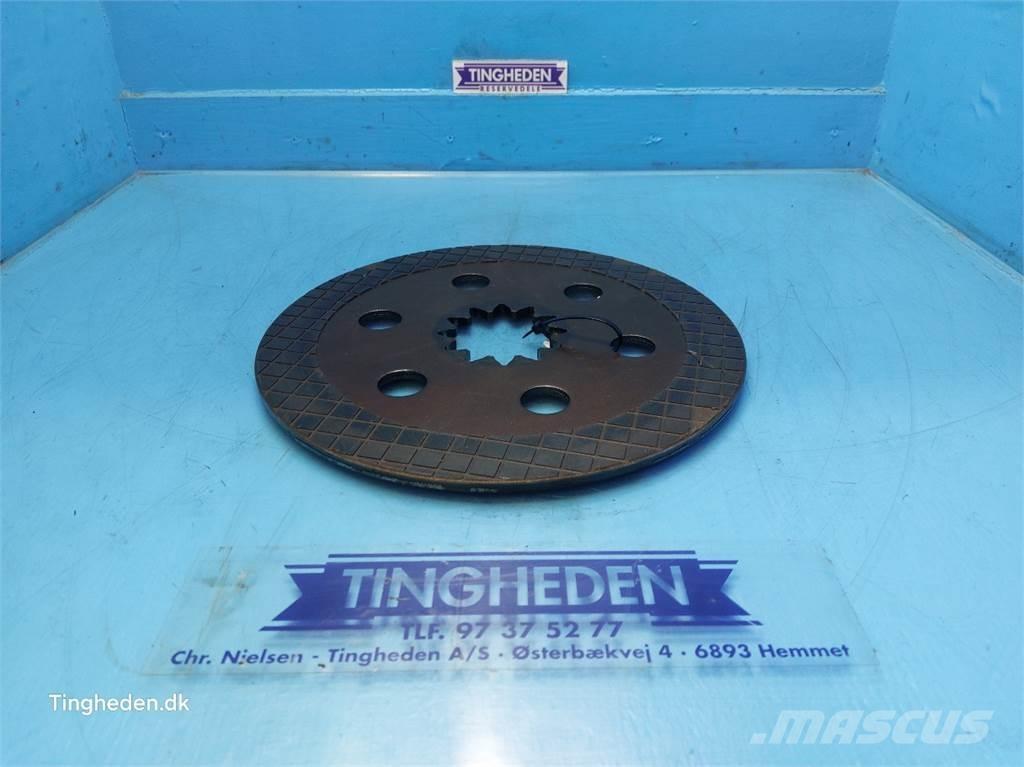 CASE Puma 185 Предаване