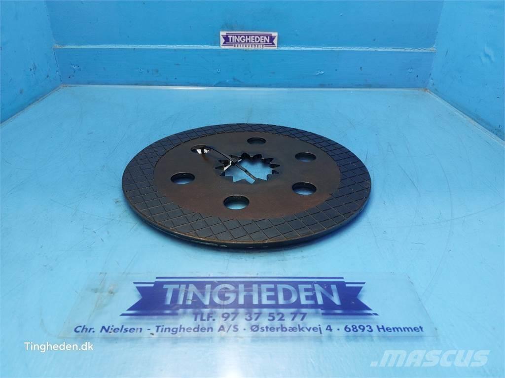 CASE Puma 185 Предаване