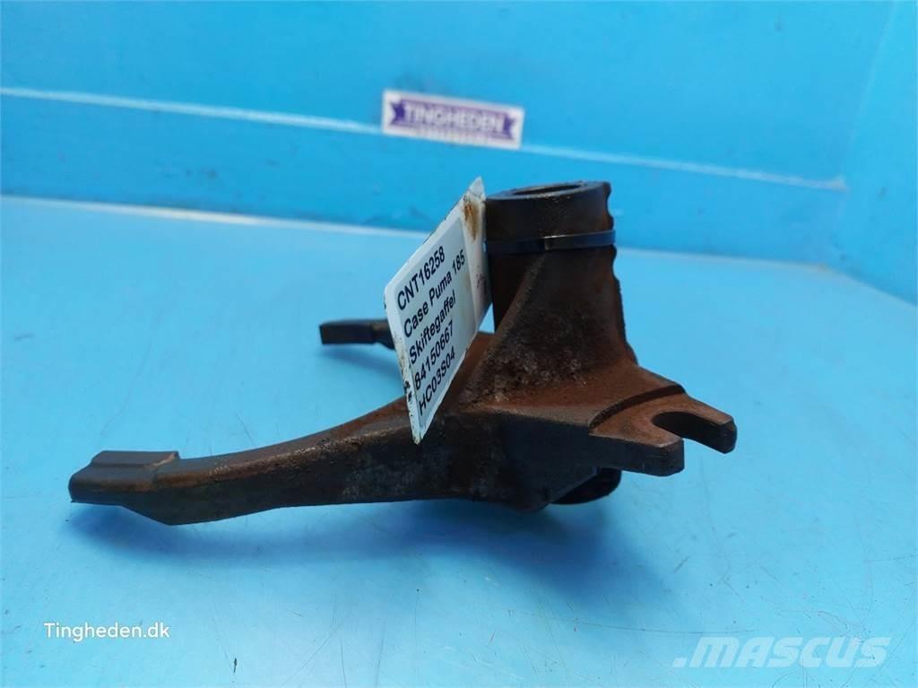 CASE Puma 185 Предаване