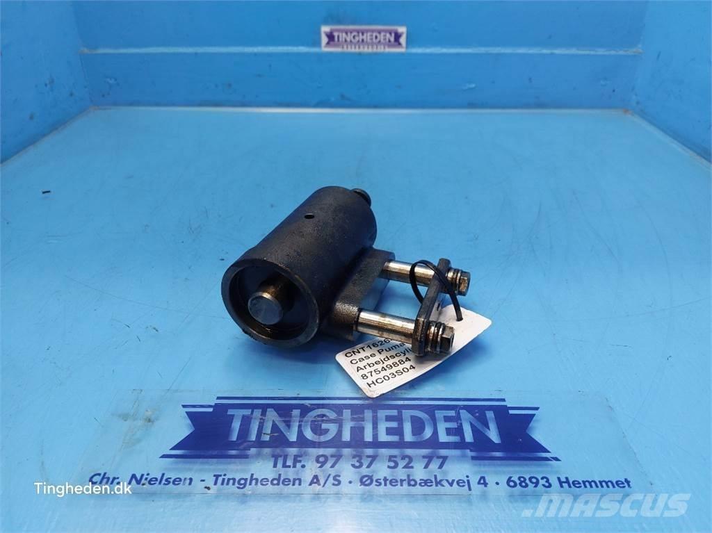 CASE Puma 185 Предаване