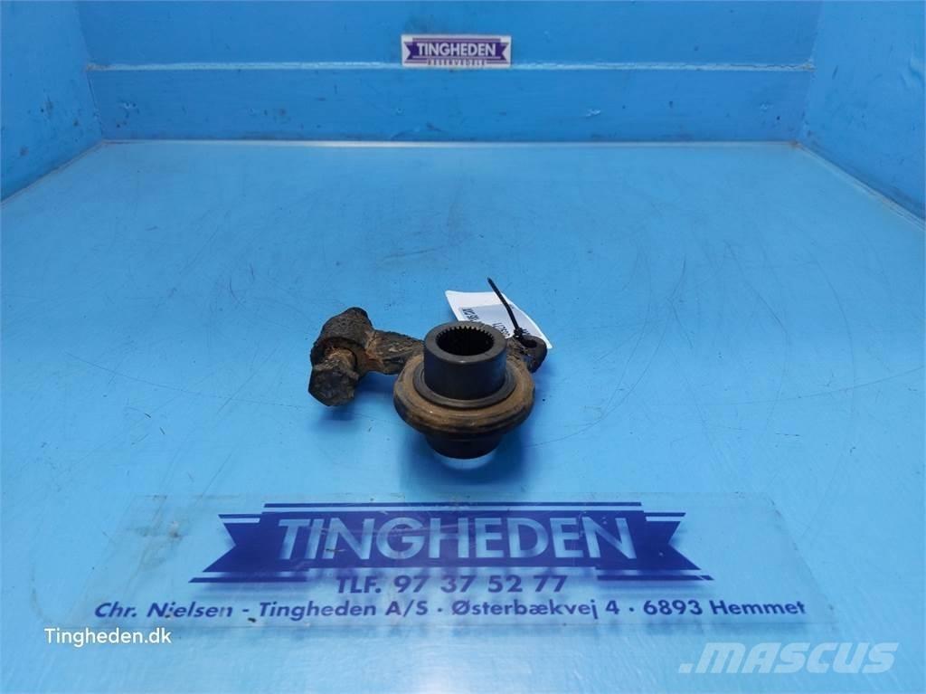 CASE Puma 185 Предаване