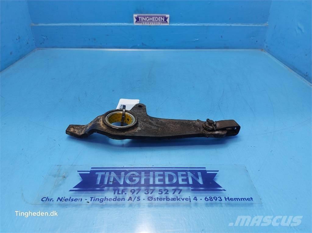 CASE Puma 185 Предаване