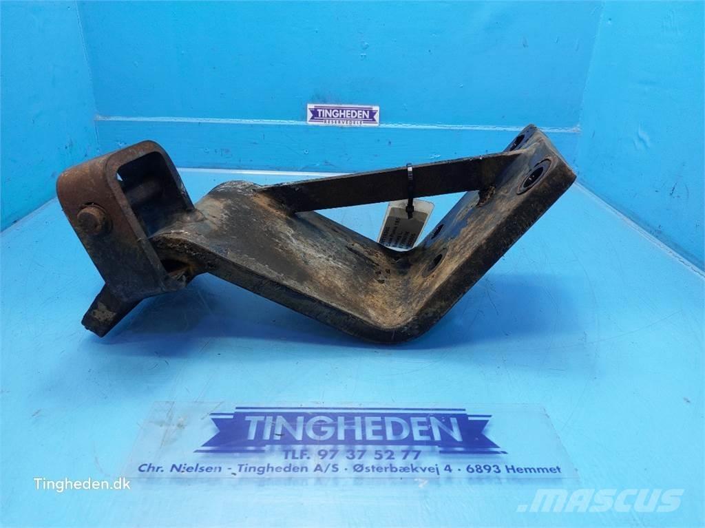 CASE Puma 185 Кабина