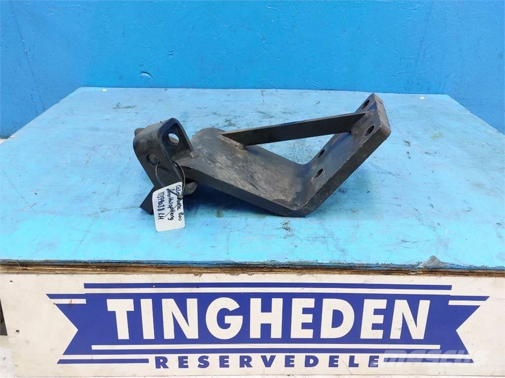 CASE Puma 200 Кабина