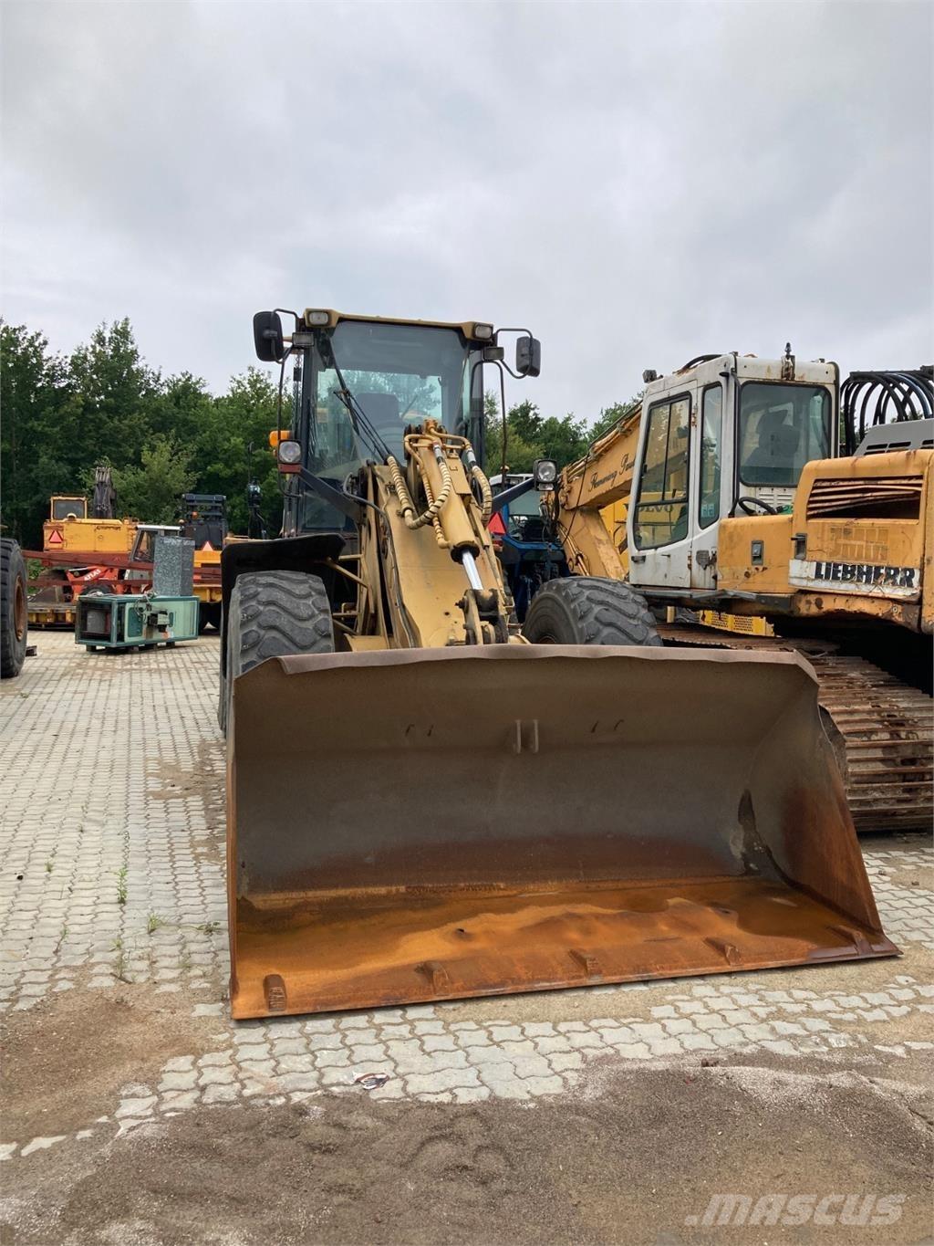 CAT 924G Колесни товарачи