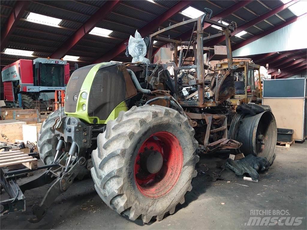 CLAAS Axion 840 Трактори