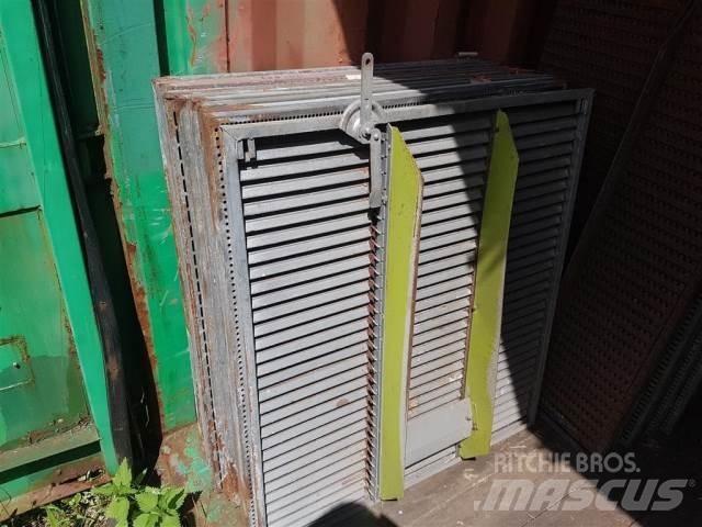 CLAAS Consul Разстилачки на пясък и сол