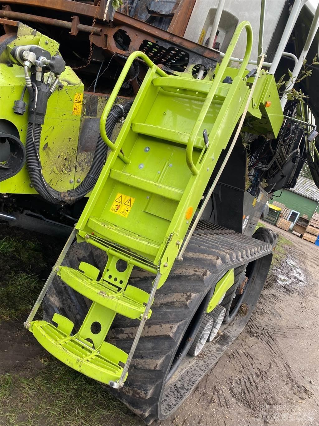 CLAAS Lexion 780 Комбайни
