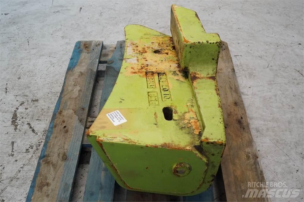 CLAAS Targo K70 Пресяващи кофи
