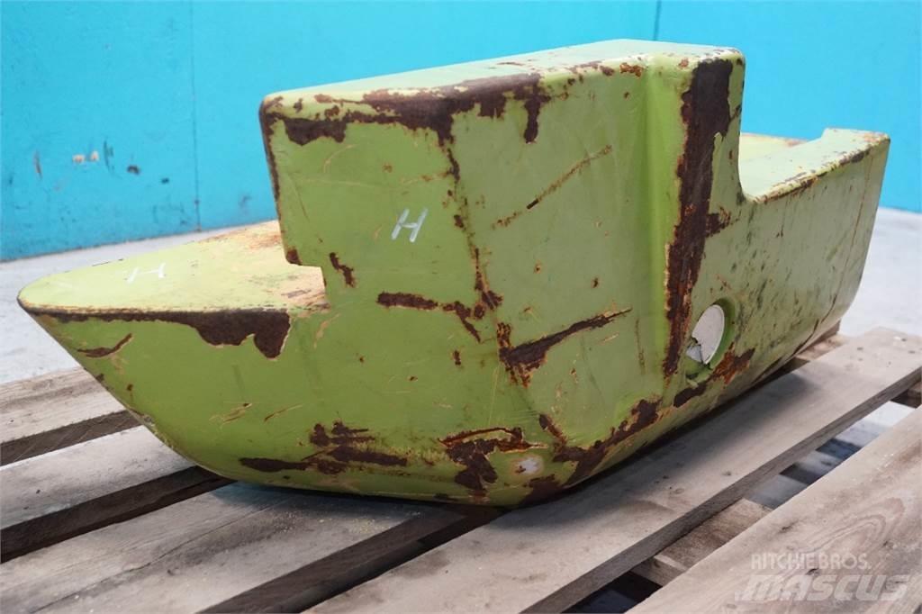 CLAAS Targo K70 Пресяващи кофи
