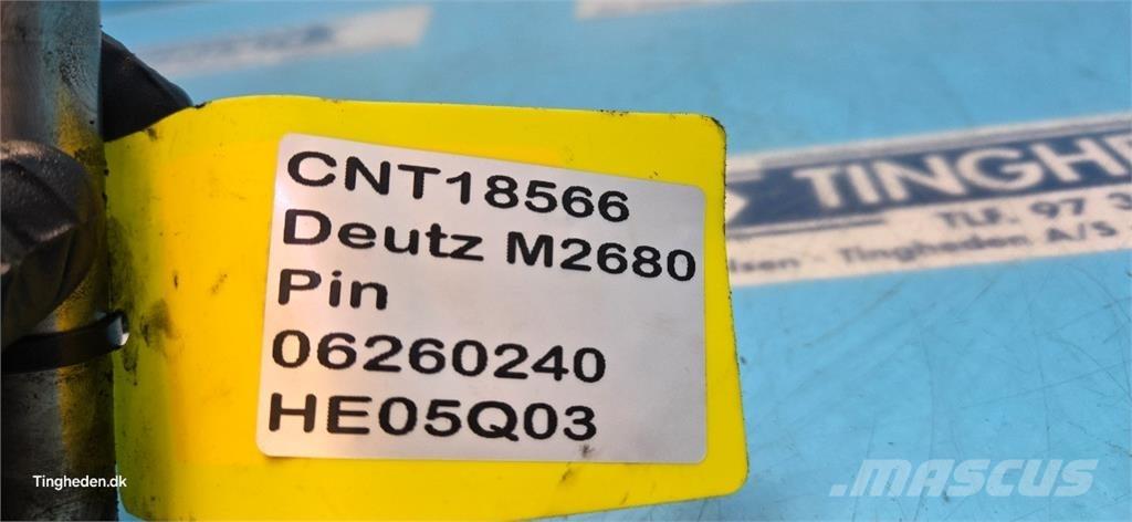 Deutz M2680 Предаване