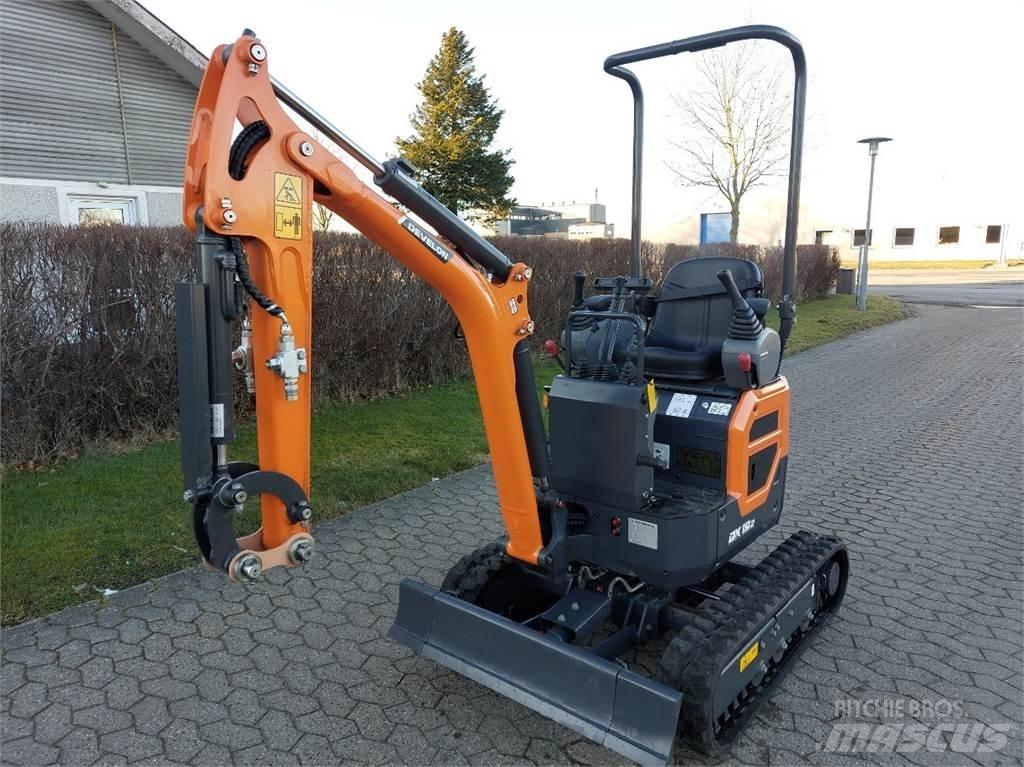 Develon DX10-7 Мини екскаватори < 7 т