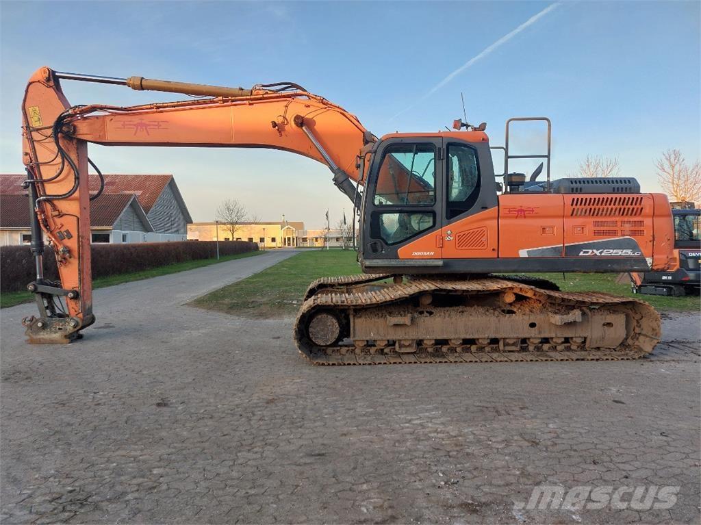 Doosan DX255LC-5 Верижен екскаватор