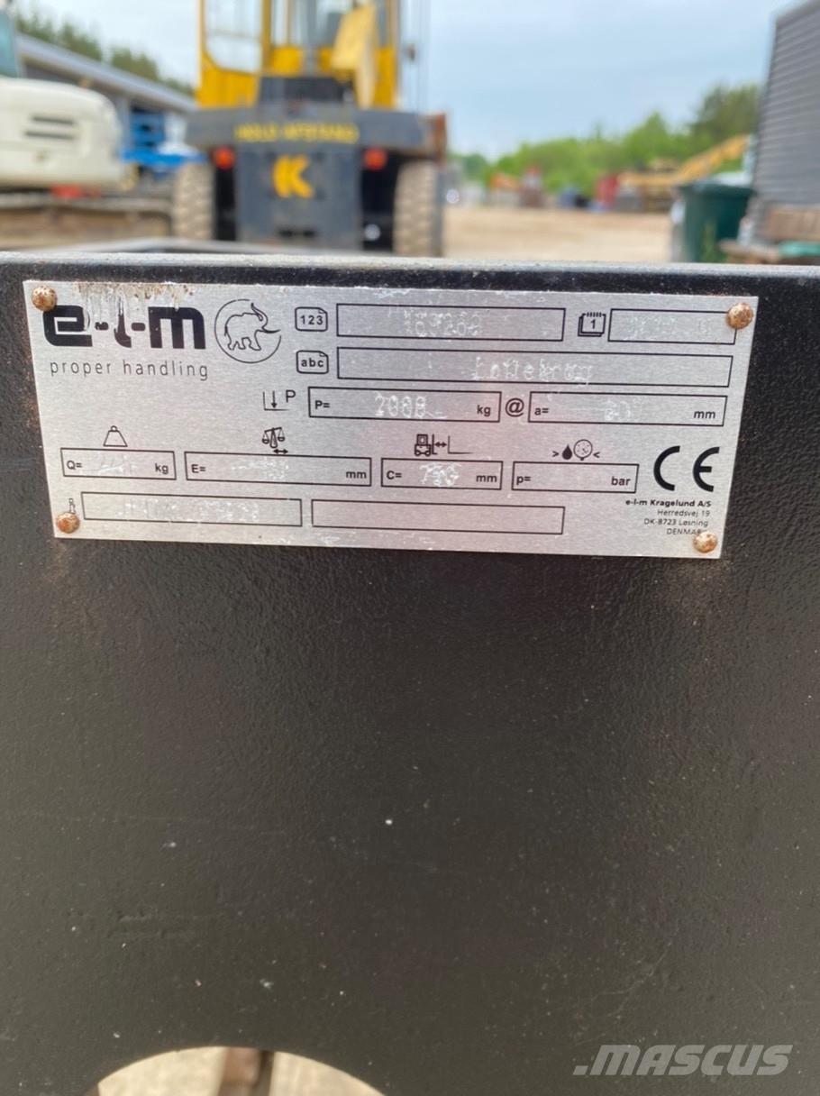 Elm Krog Друг прикачен инвентар и компоненти