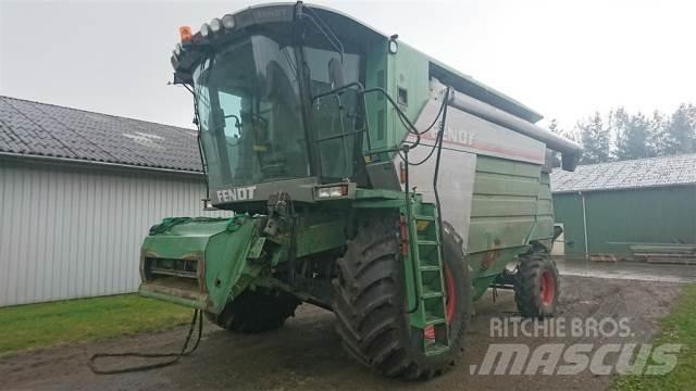 Fendt 6330 Комбайни