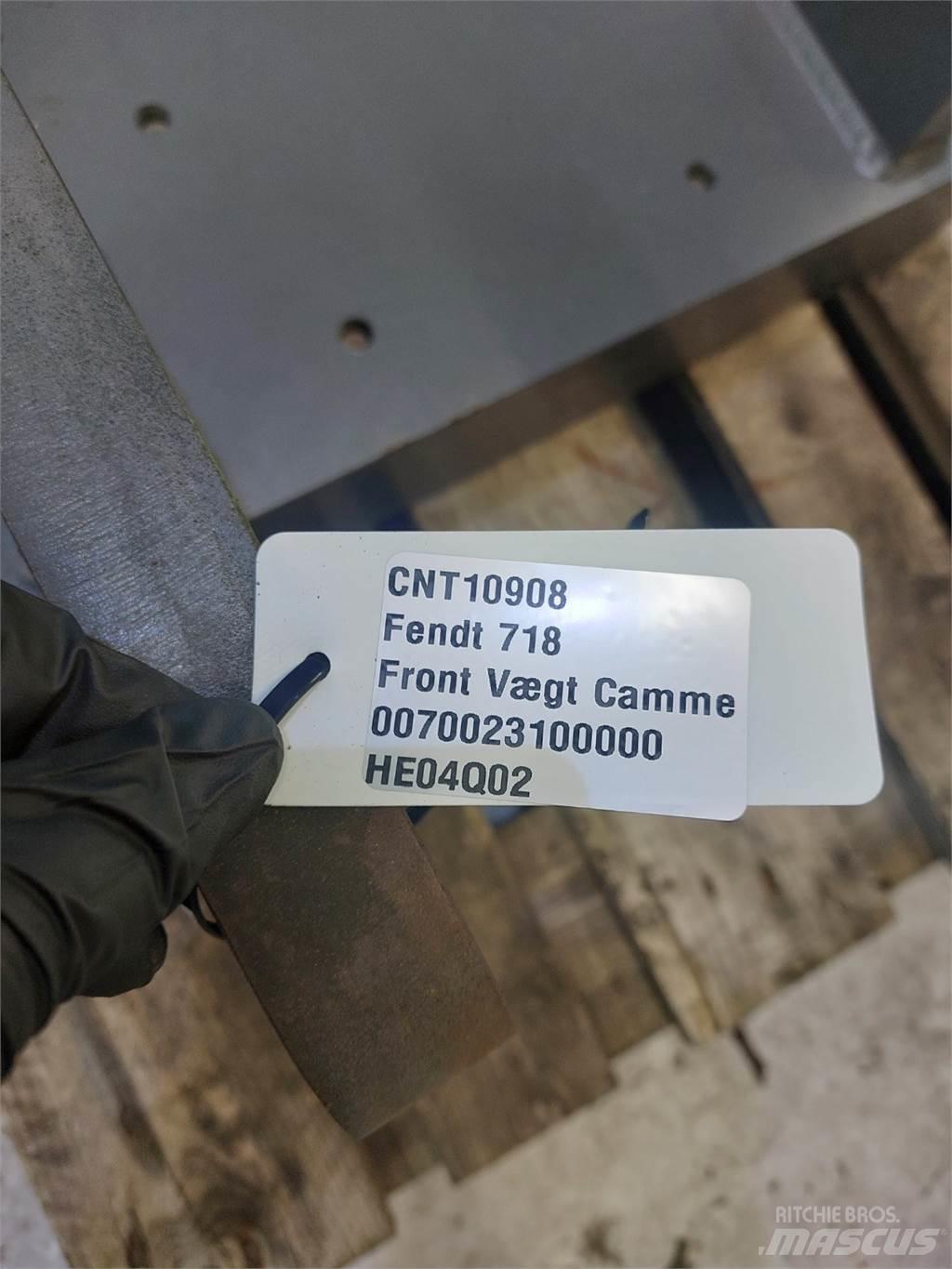 Fendt 718 Предни тежести
