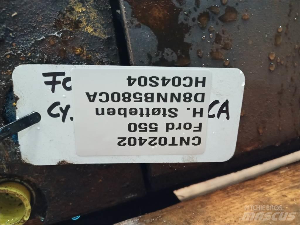 Ford 550 Други компоненти