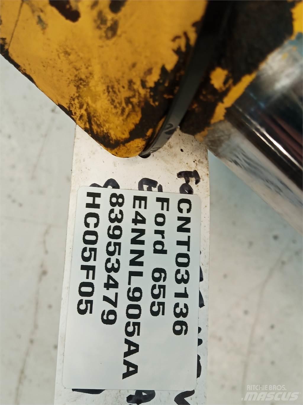 Ford 655 Стрели и рамена
