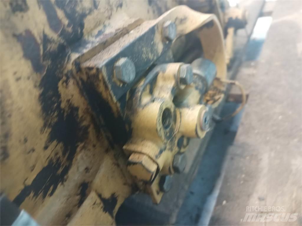 Ford 655 Предаване