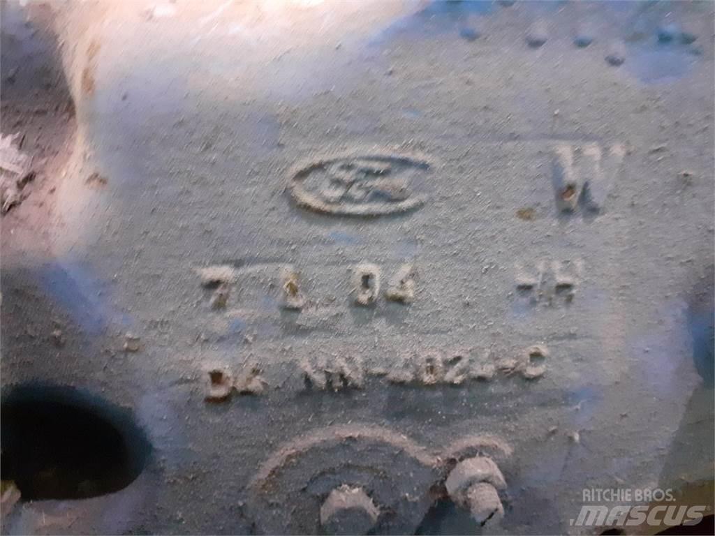 Ford 7700 Предаване