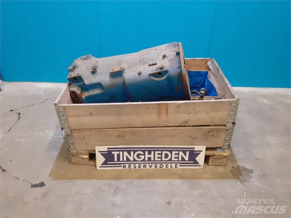 Ford 7710 Предаване