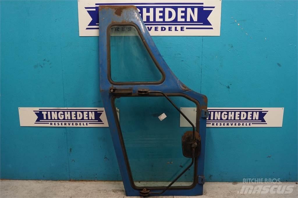Ford 7710 Кабина