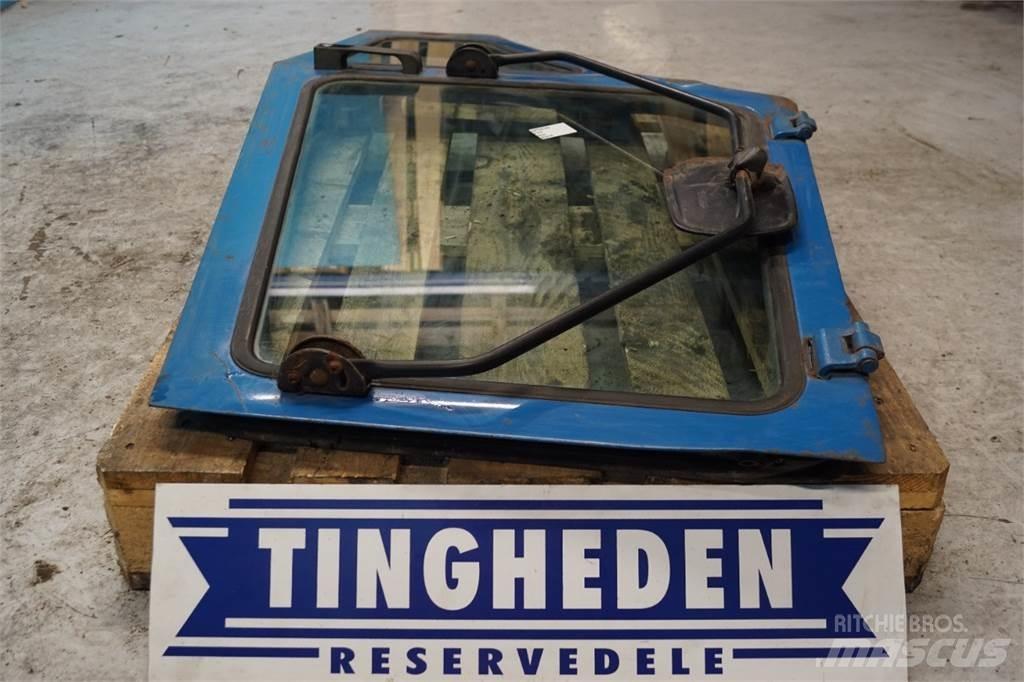 Ford 7710 Кабина
