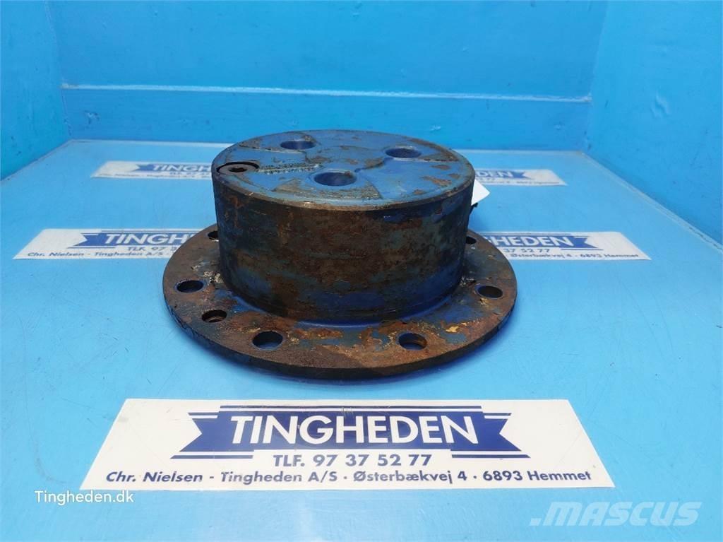 Ford 8210 Други аксесоари за трактори