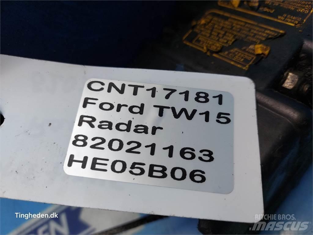 Ford TW15 Електроники