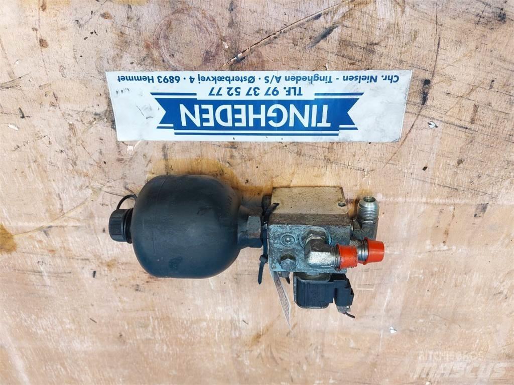 Gehl AL750 Хидравлични