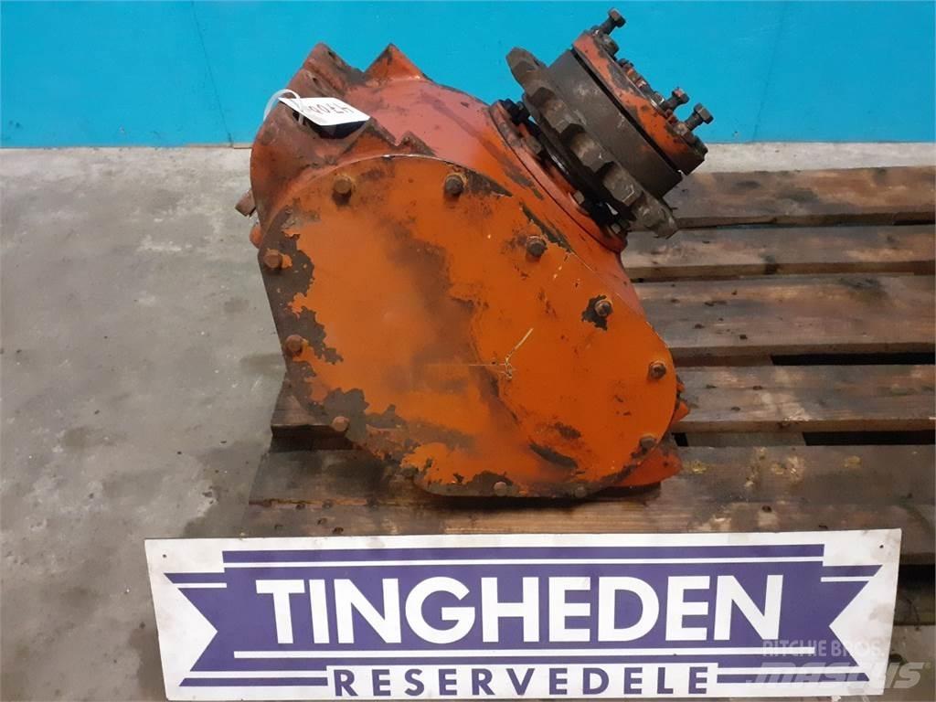 Hesston 4700 Предаване
