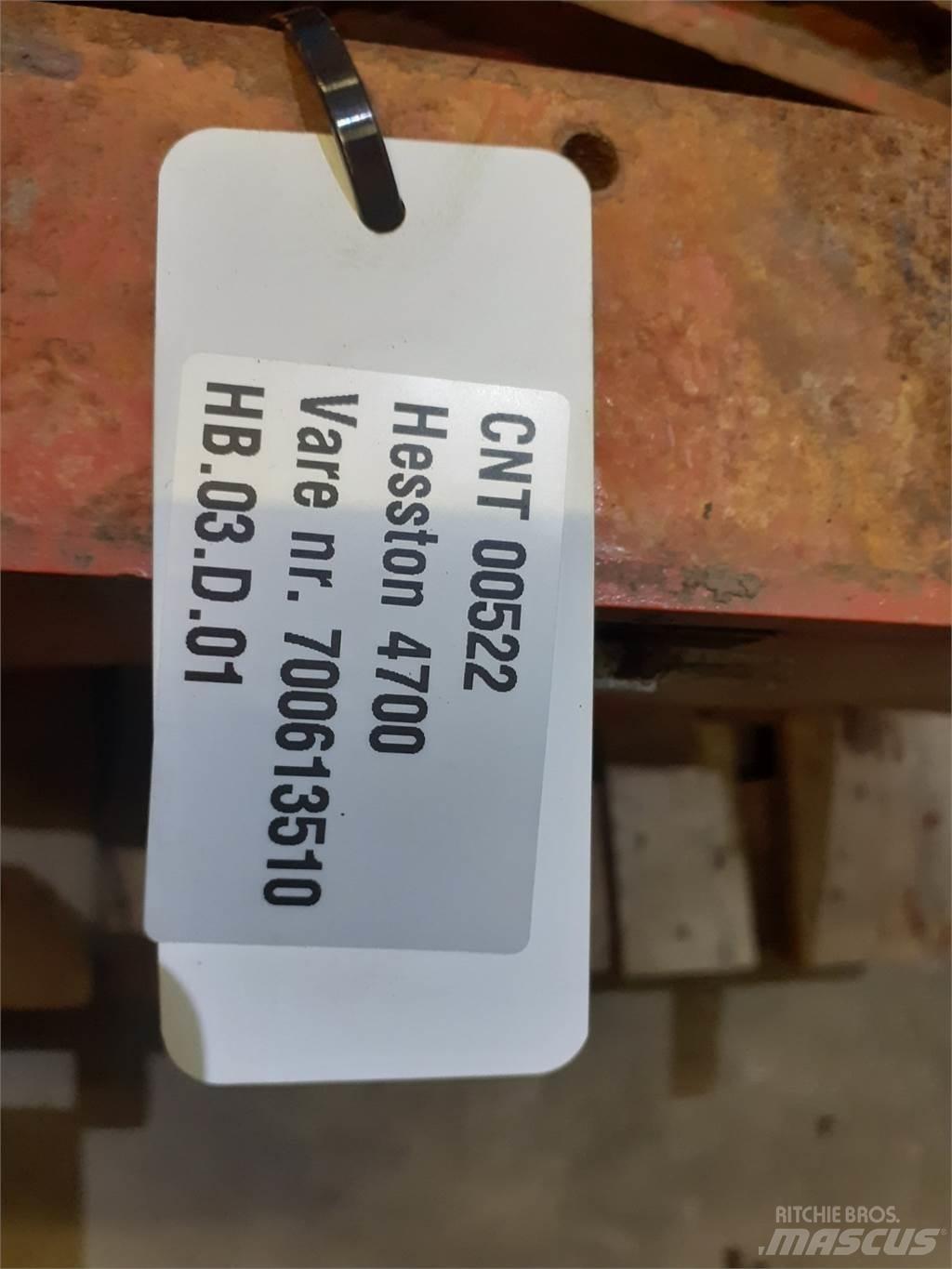 Hesston 4700 Друга техника за жънене на фураж