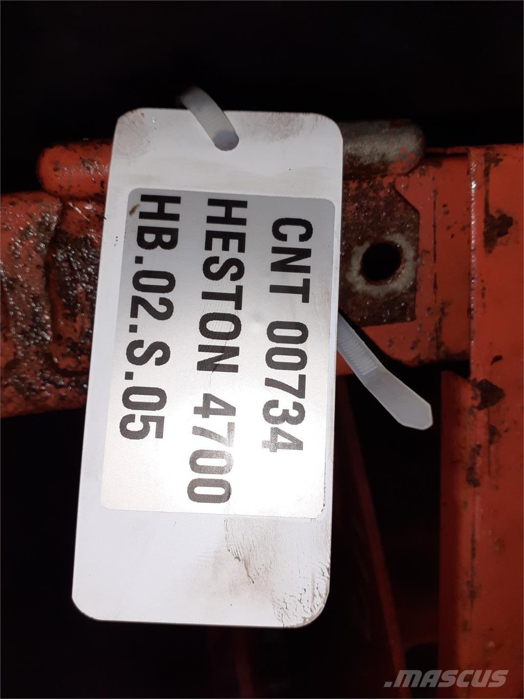 Hesston 4700 Друга техника за жънене на фураж