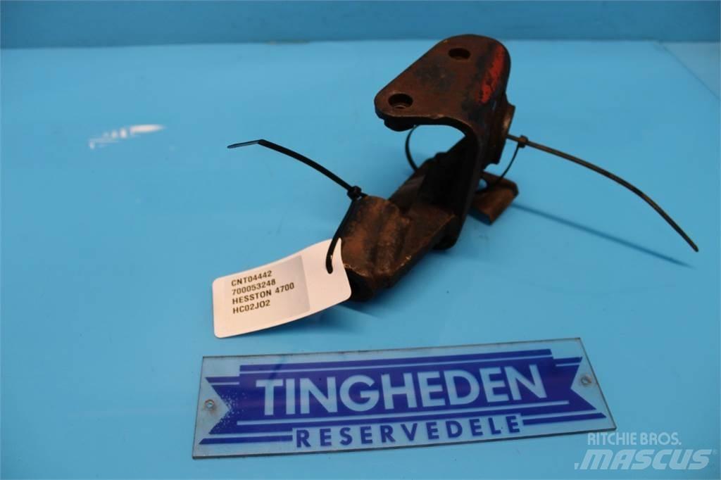 Hesston 4700 Друга техника за жънене на фураж