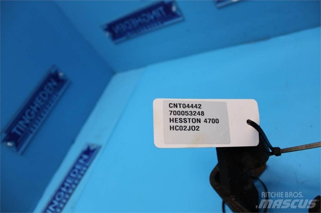 Hesston 4700 Друга техника за жънене на фураж