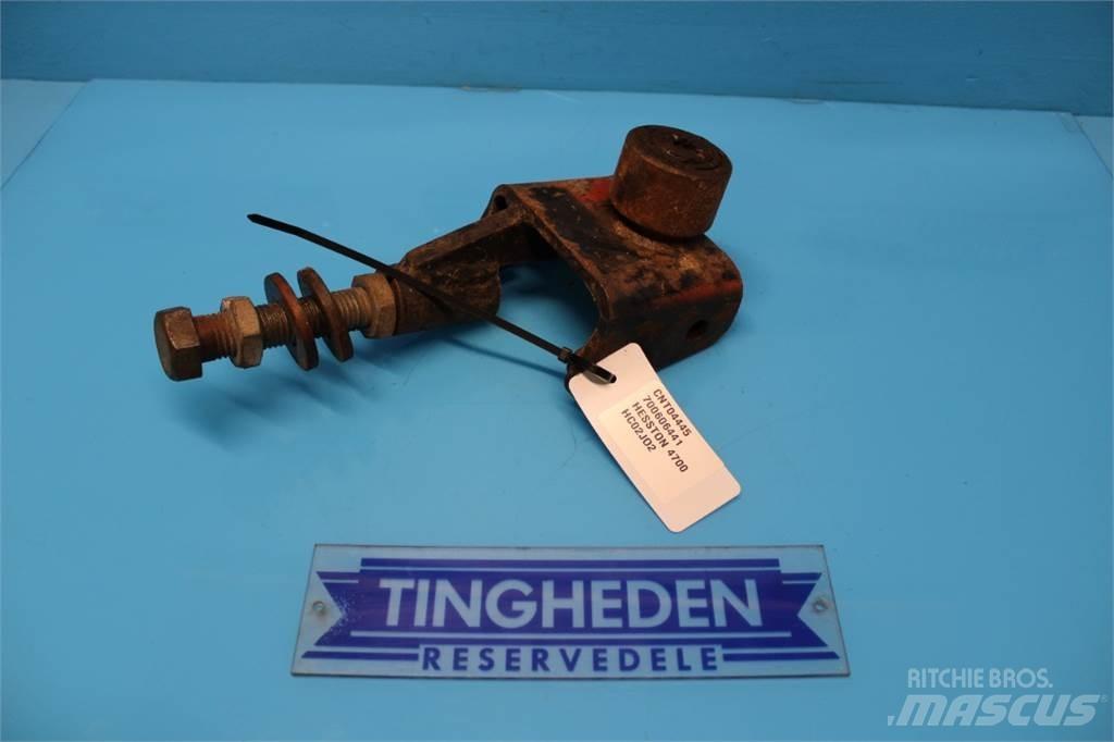 Hesston 4700 Друга техника за жънене на фураж