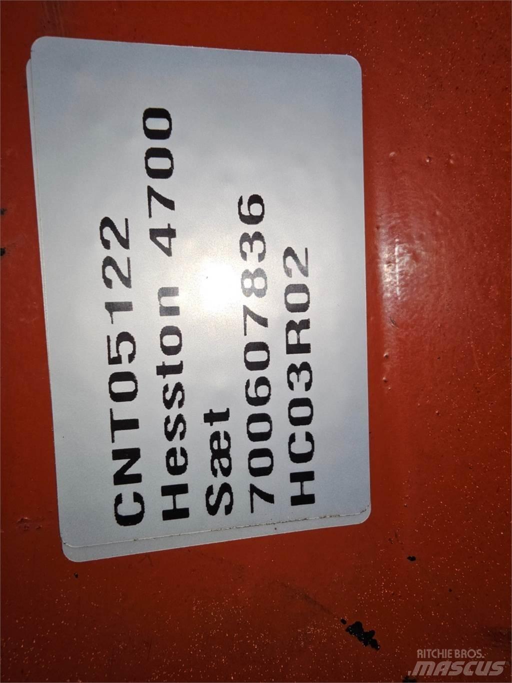 Hesston 4700 Друга техника за жънене на фураж