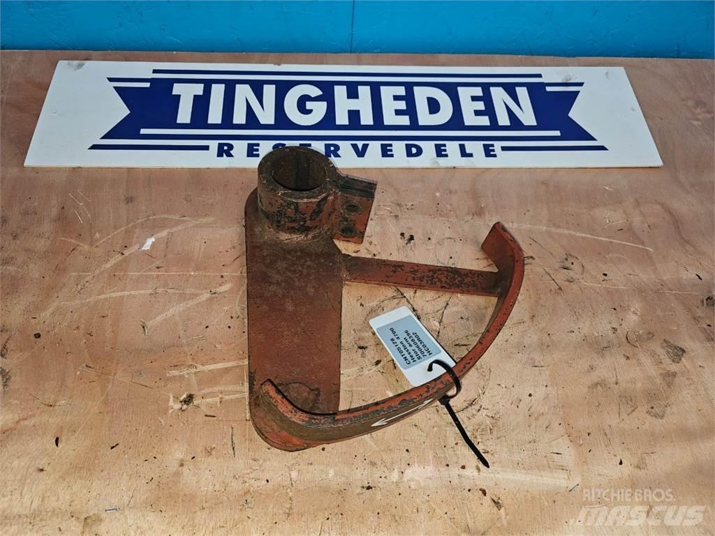 Hesston 4700 Друга техника за жънене на фураж
