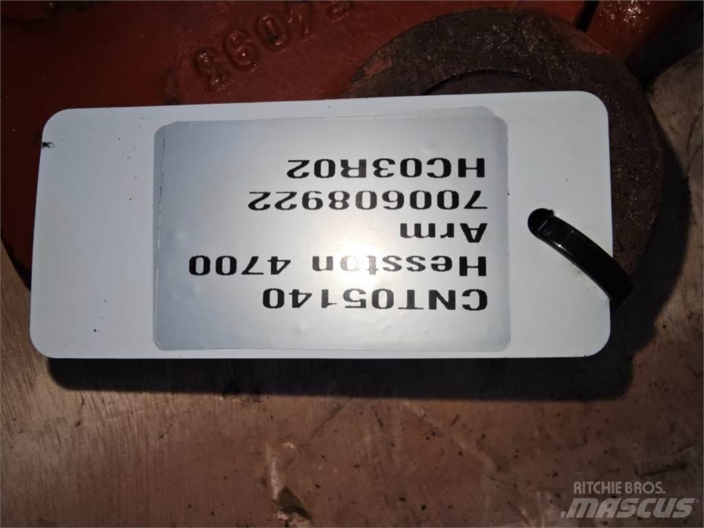 Hesston 4700 Стяги за бали
