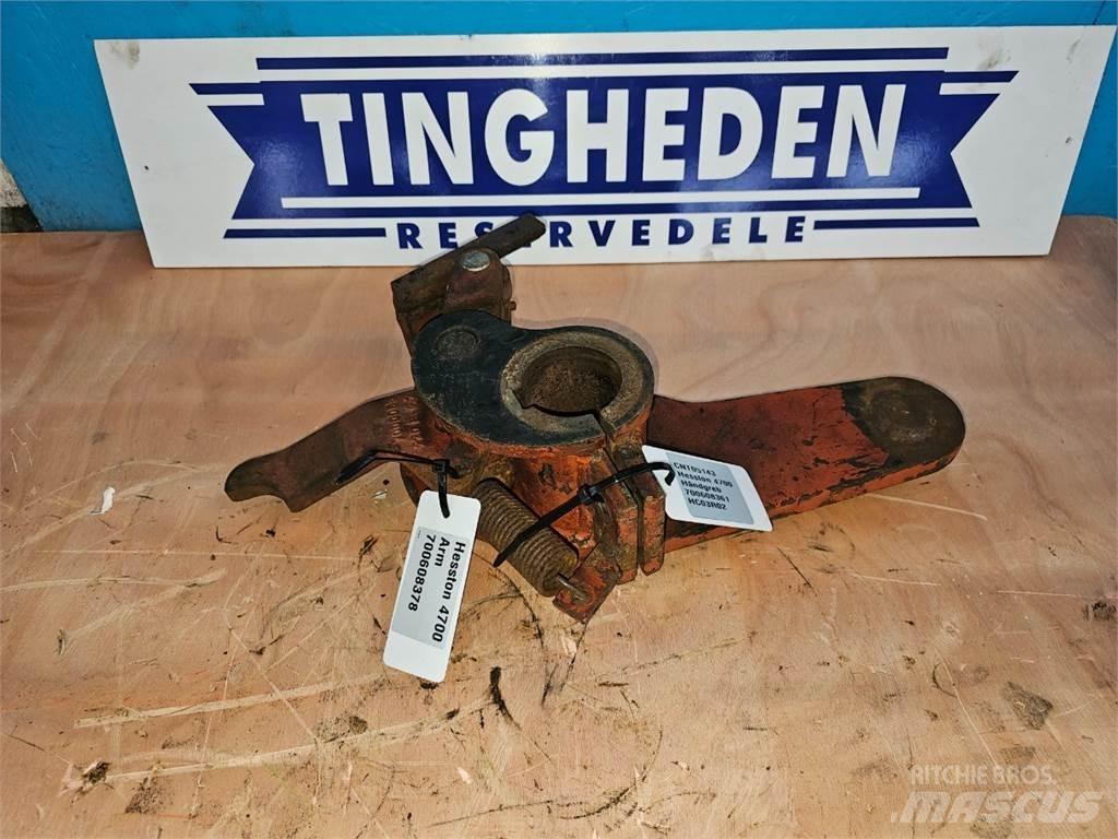 Hesston 4700 Друга техника за жънене на фураж