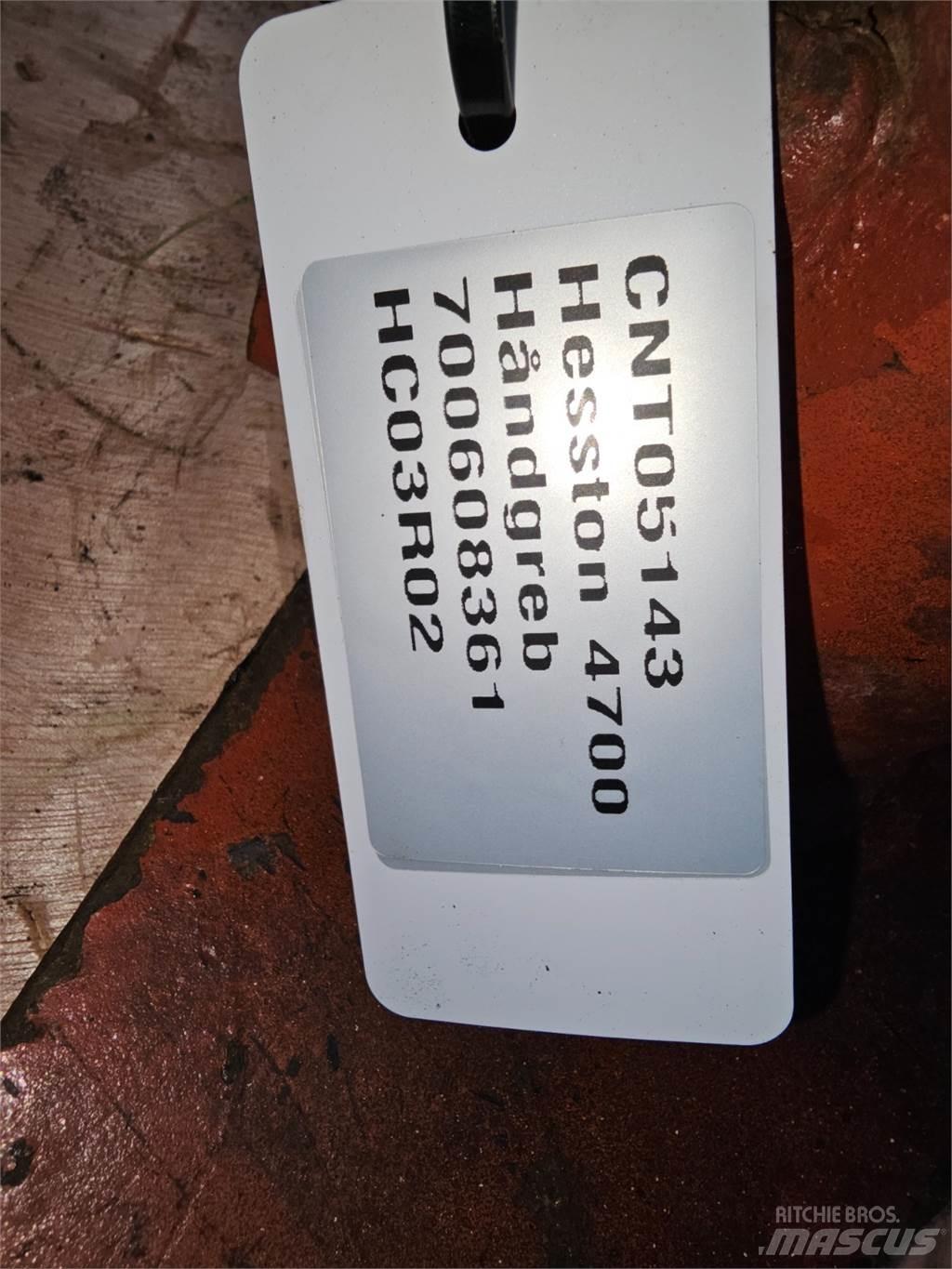 Hesston 4700 Друга техника за жънене на фураж